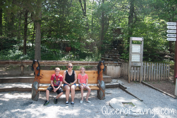 Bench Outside of Mammoth Onyx Cave