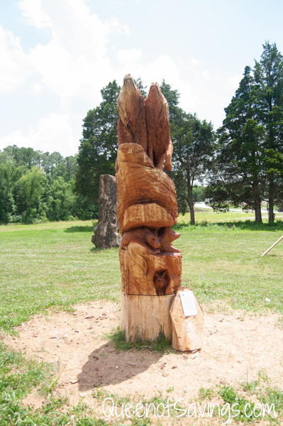 Kentucky Down Under Zoo Chainsaw Carvings 2